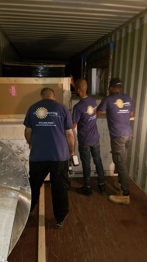Van Gogh Moving & Storage_3