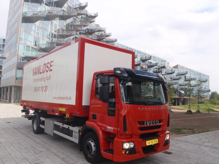 Vanløse Moving Company ApS (Vanløse Flytteforretning A/S)_2