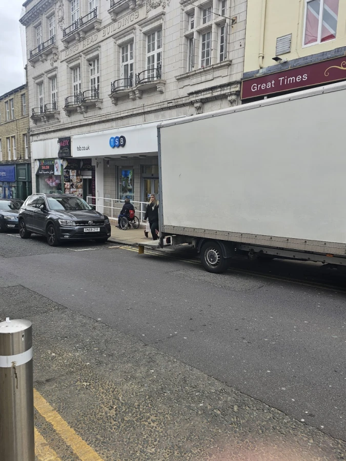 Warrington Removal Company_2