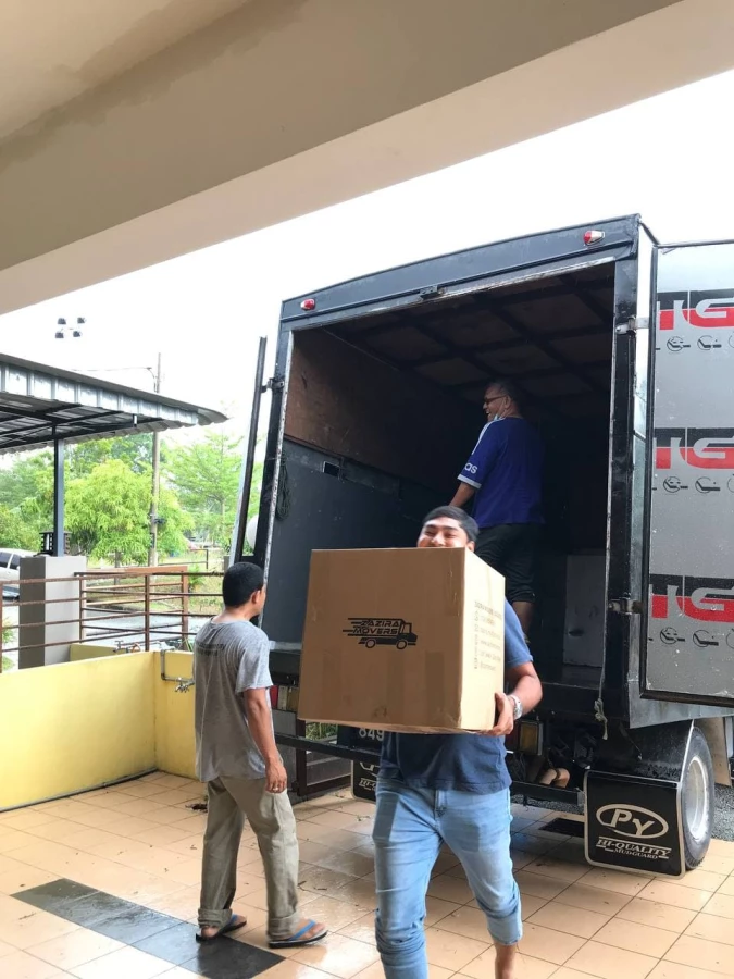 Zazira Movers_4