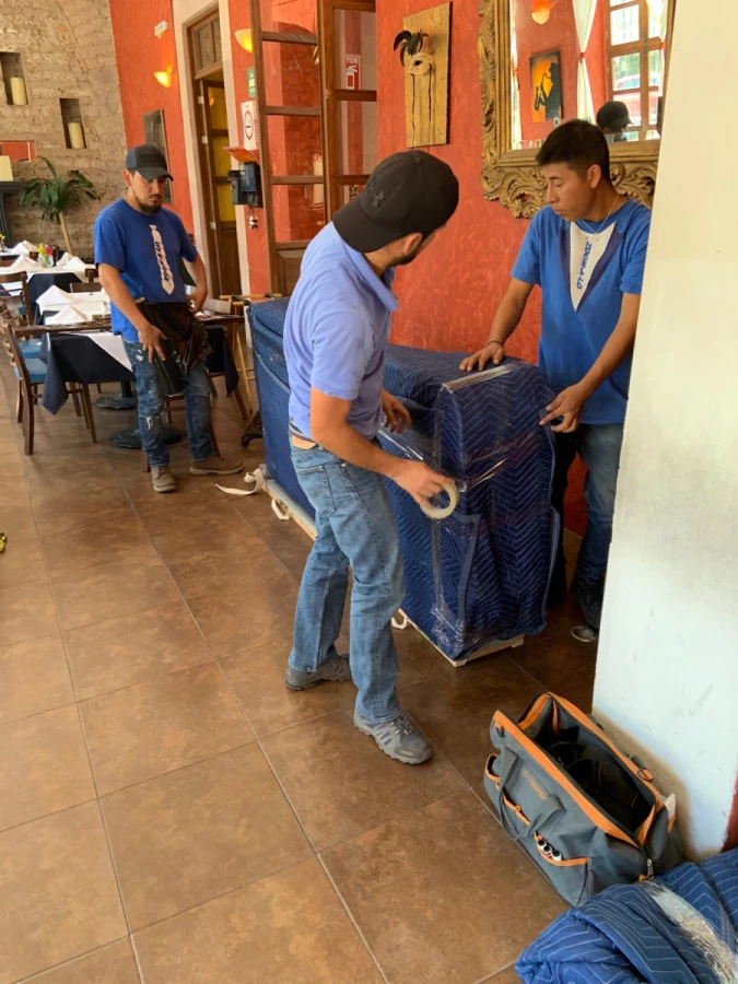 Zoomalo Moving & Storage_5